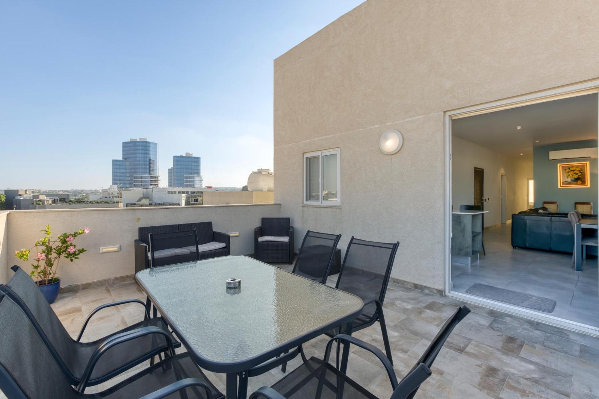 Annitchka Mansions - Penthouse In Central Malta 比尔基卡拉 外观 照片